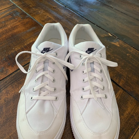 Nike sneakers - Picture 6 of 6